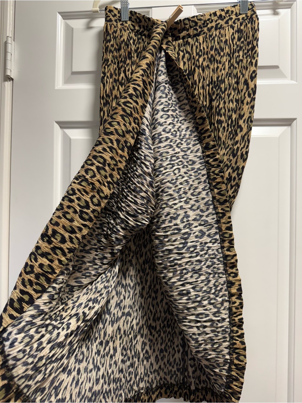 Leopard print pleated maxi skirt size s/m 100% rayon - Picture 6 of 7